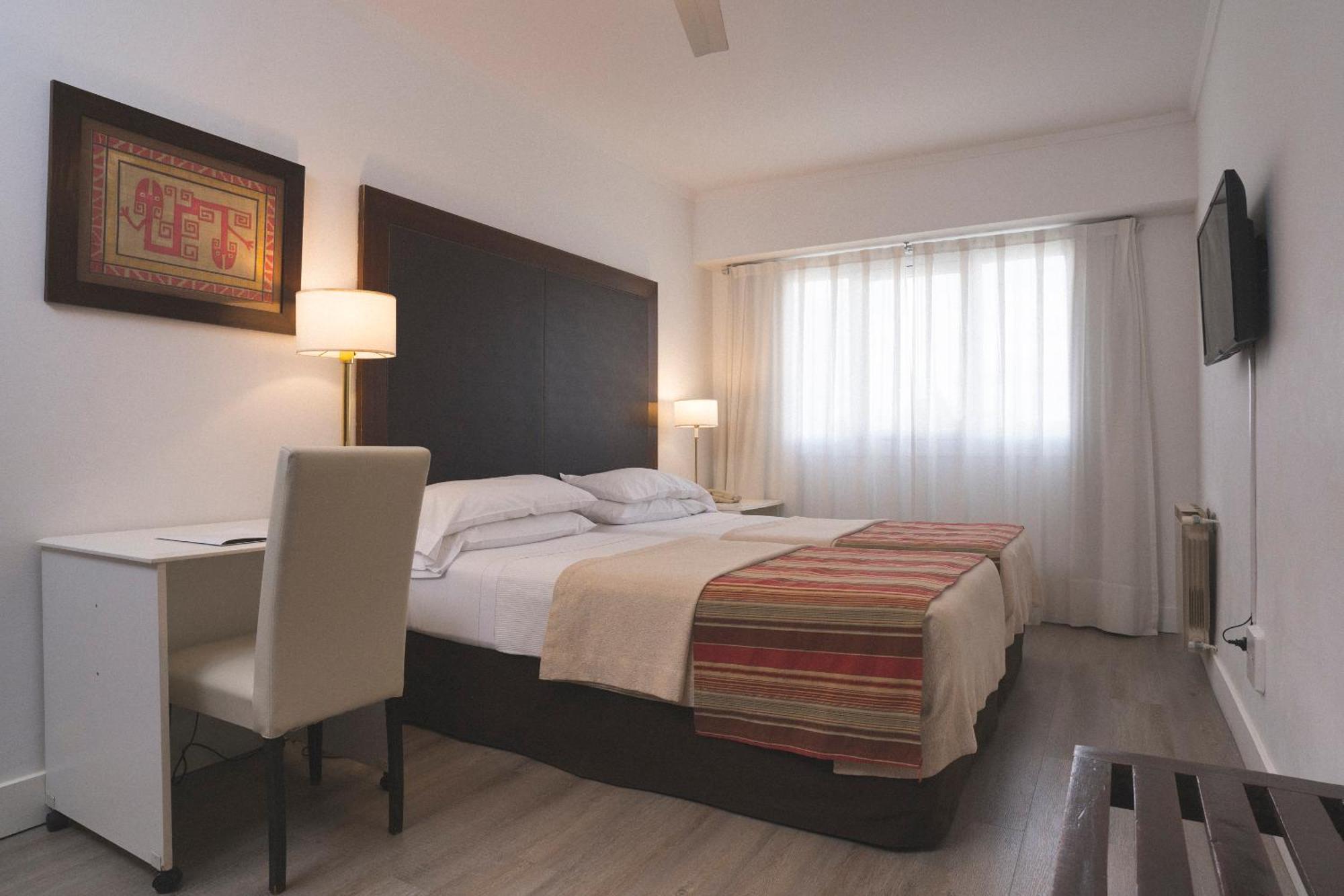 Hotel Tolosa Puerto Madryn Zimmer foto
